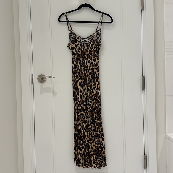 Nation Ltd Sofia leopard print slip dress with frayed hem. Size X small. - Picture 3 of 5